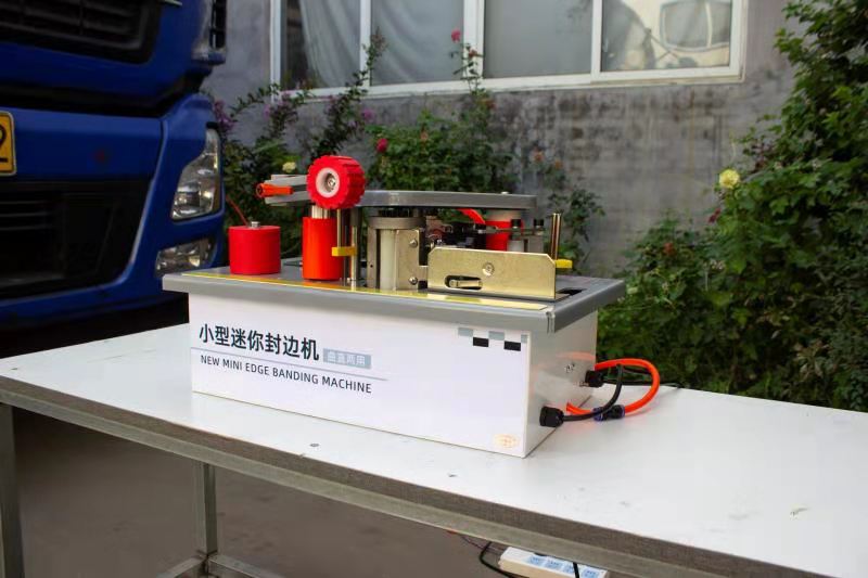 Machine à banderole portable p - Mini Table Saw For Woodworking avis et prix